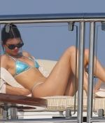 Access_Kardashian_7.jpg