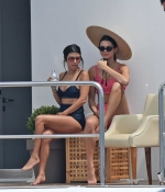 Access_Kardashian_6.jpg