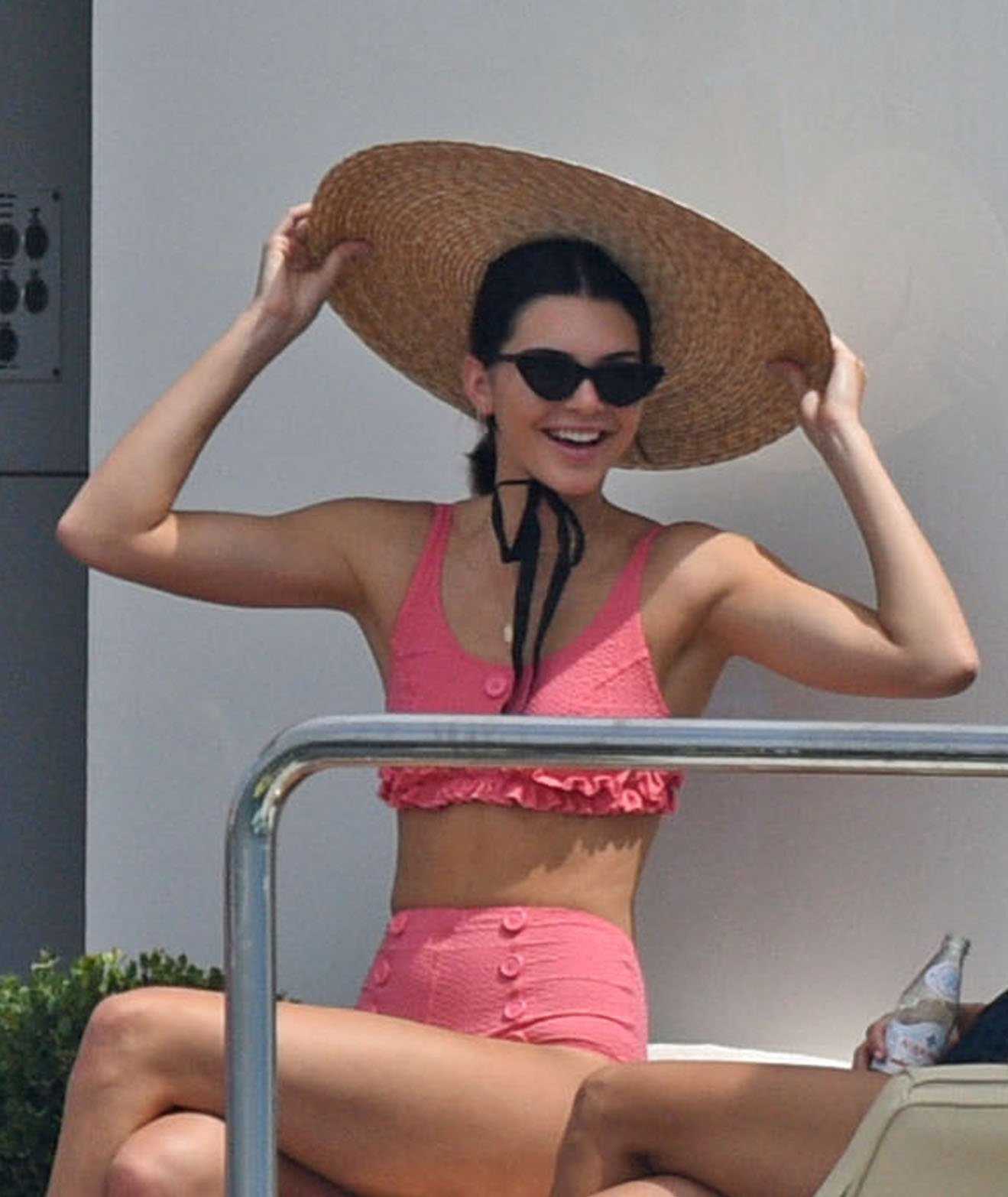 Access_Kardashian_4.jpg