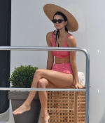 Access_Kardashian_1.jpg