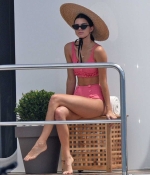 Access_Kardashian_2.jpg