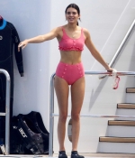 Access_Kardashian_8.jpg