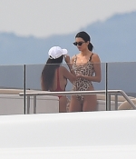 Access_Kardashian_10.jpg