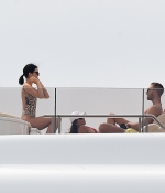 Access_Kardashian_13.jpg