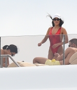 Access_Kardashian_24.jpg