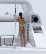 Access_Kardashian_6.jpg