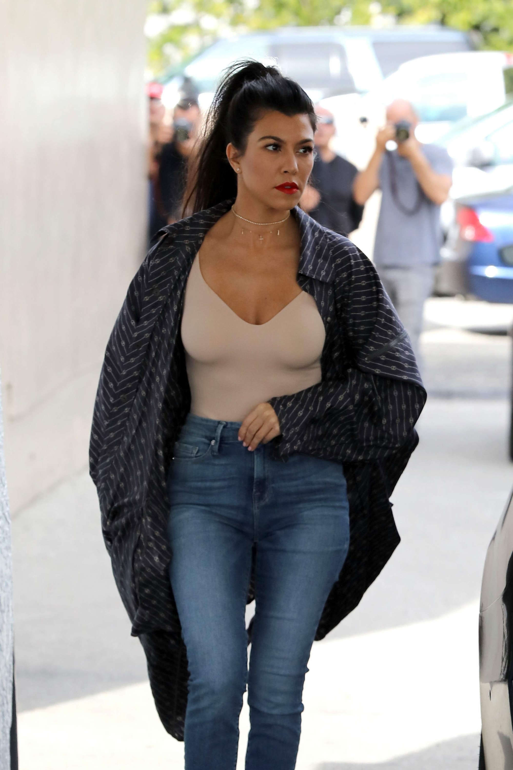 Access_Kardashian_3.jpg