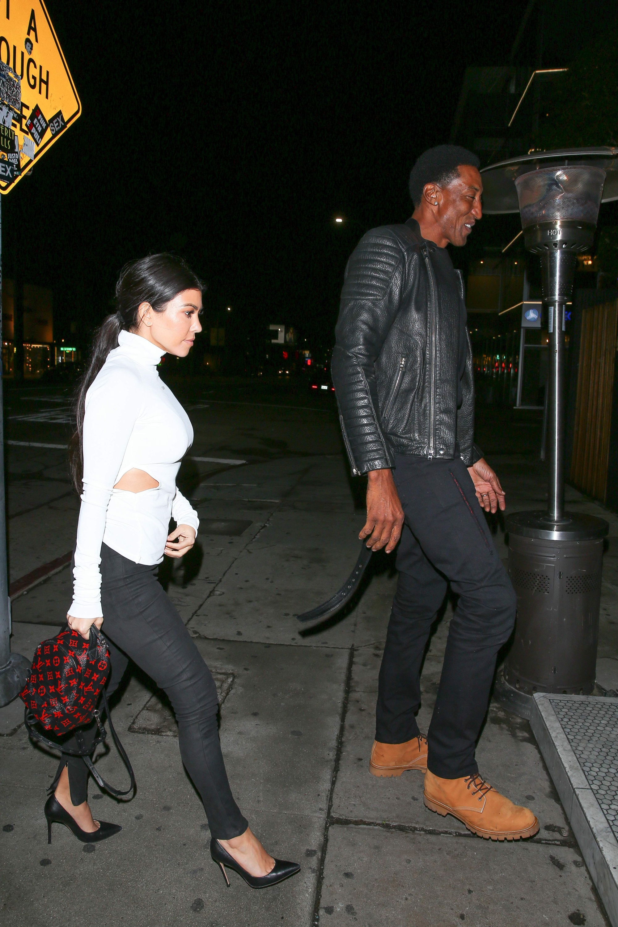 Access_Kardashian_14.jpg