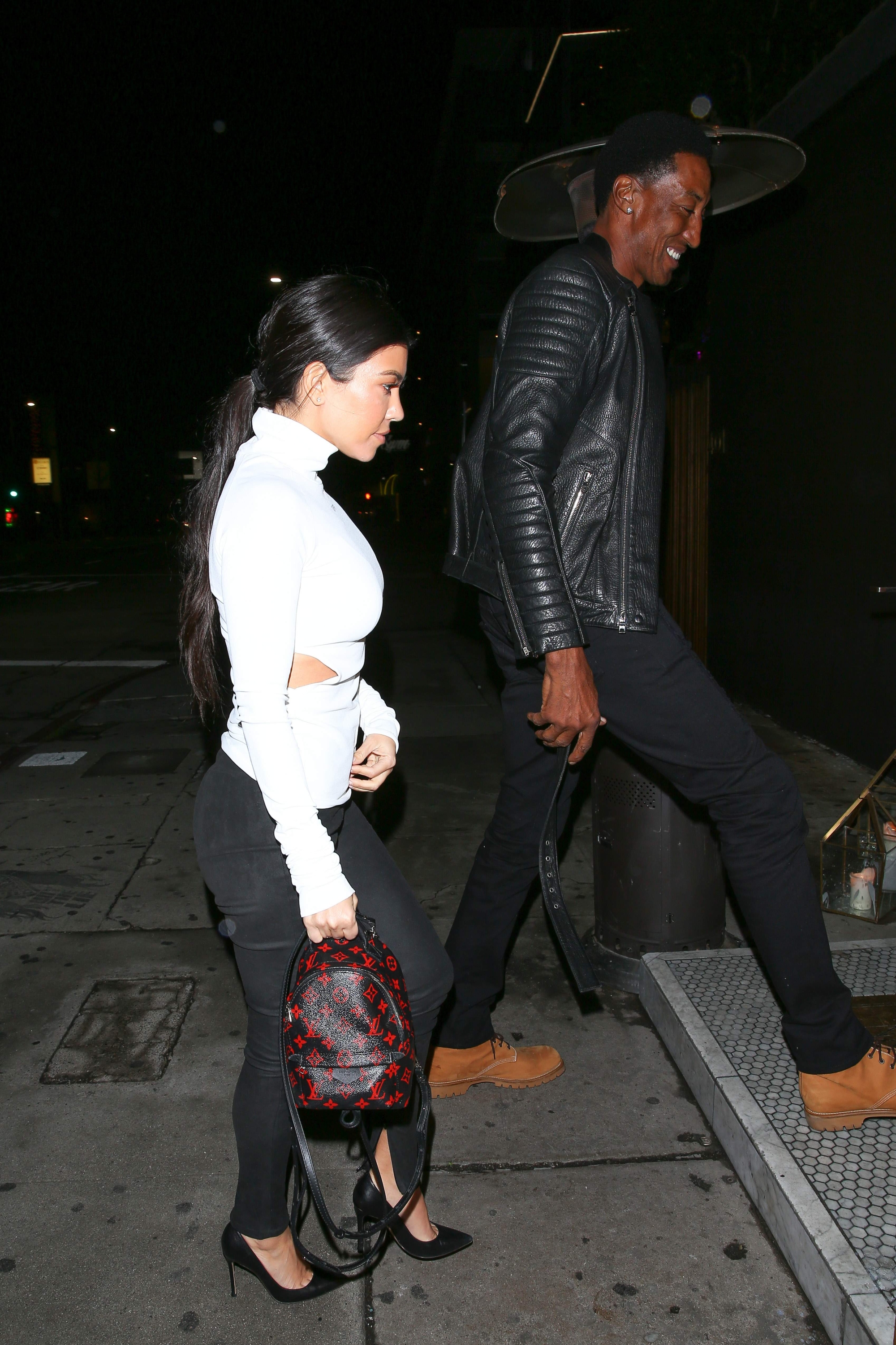 Access_Kardashian_7.jpg