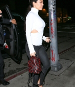 Access_Kardashian_6.jpg