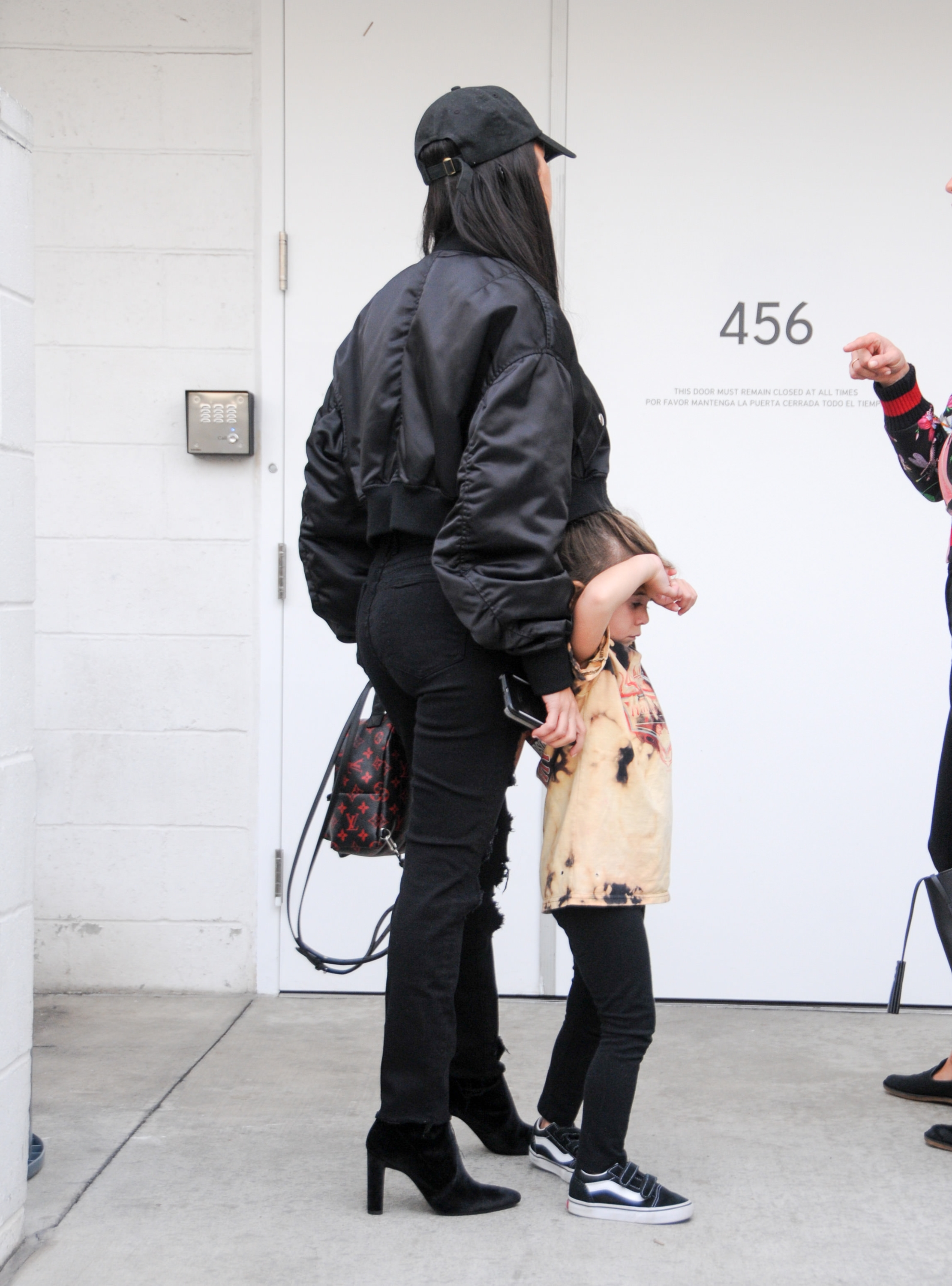 Access_Kardashian_6.jpg