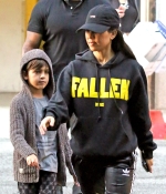 Access_Kardashian_1.jpg