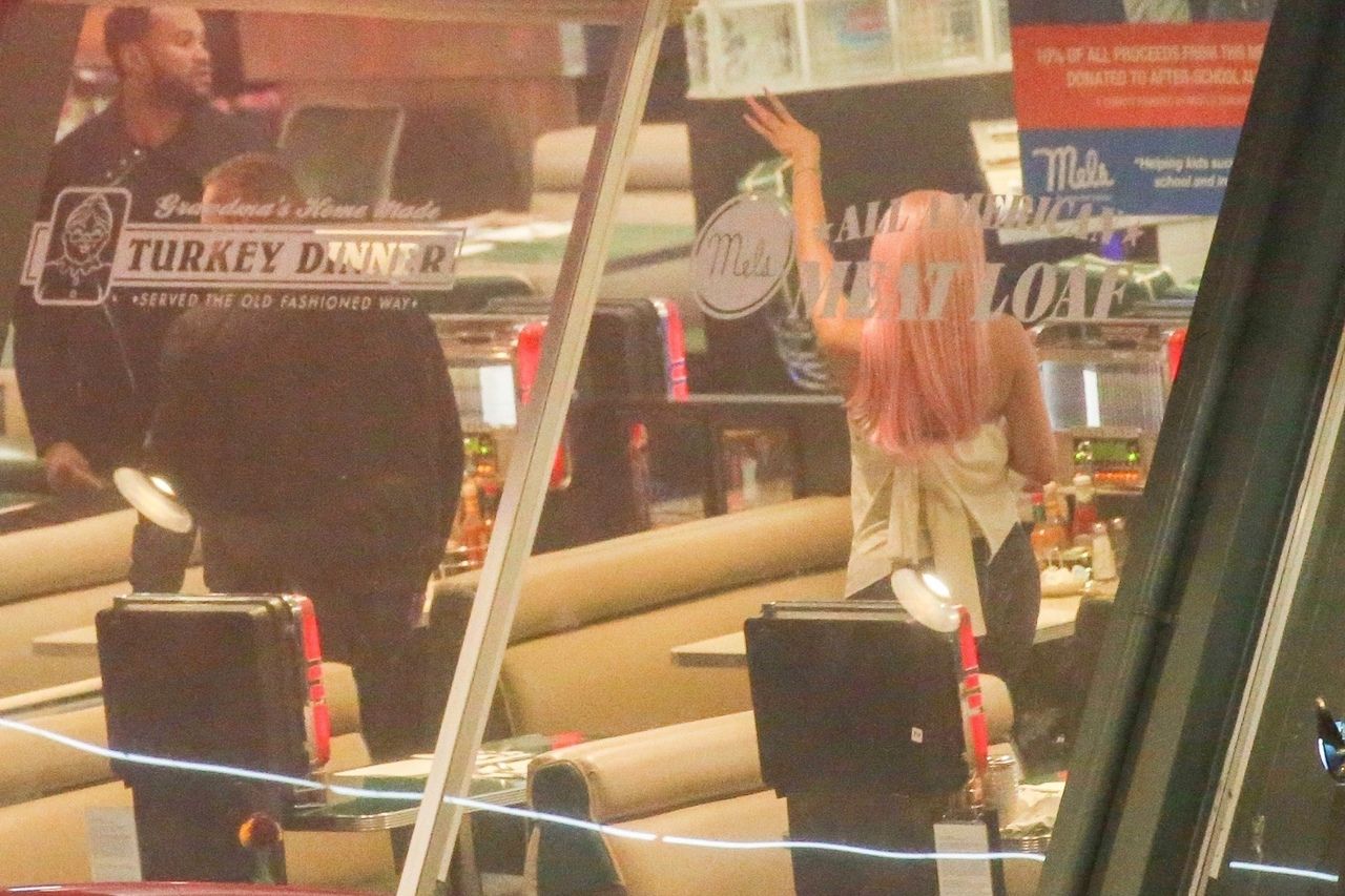 Access_Kardashian_005.jpg