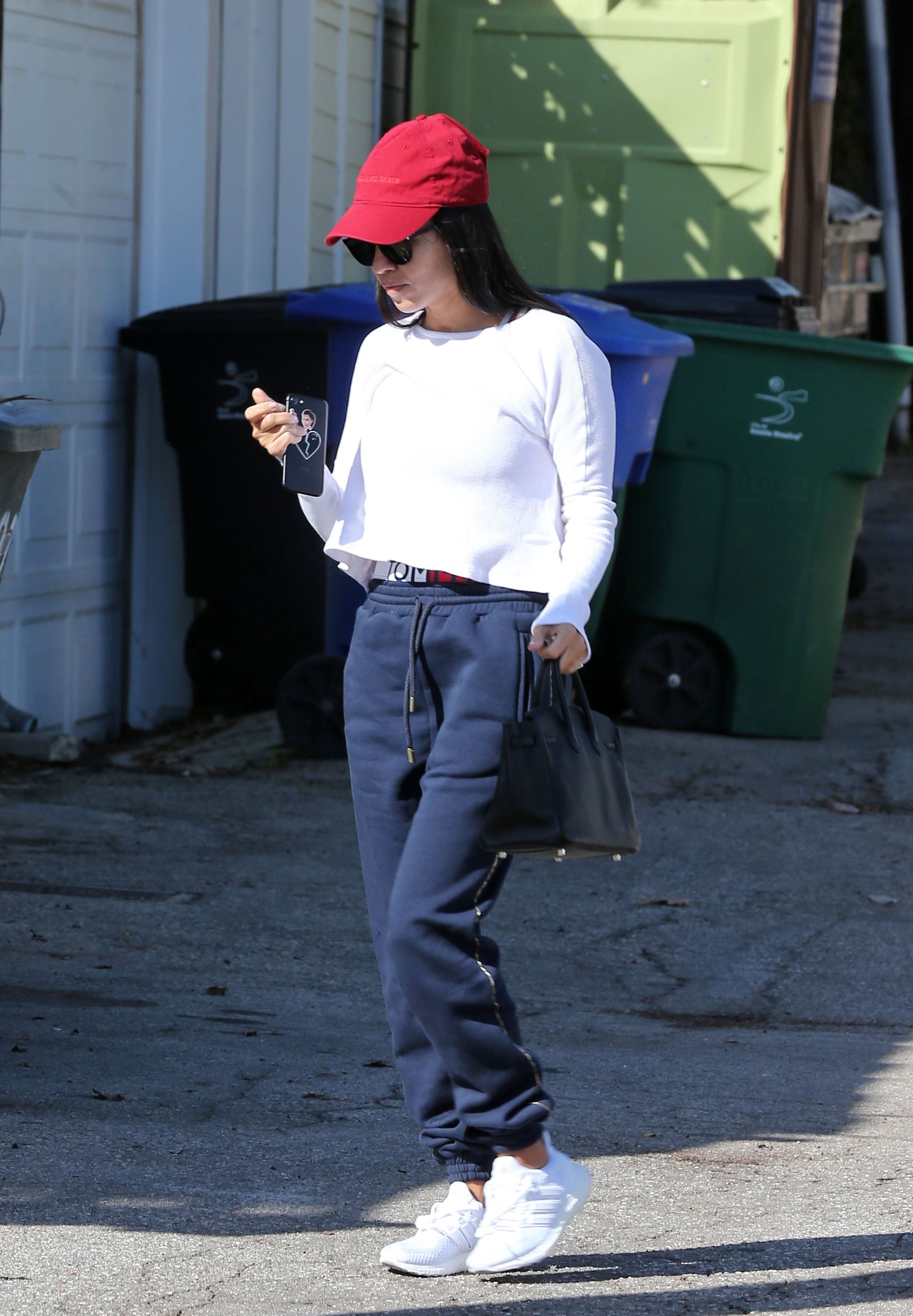 Access_Kardashian_2.jpg