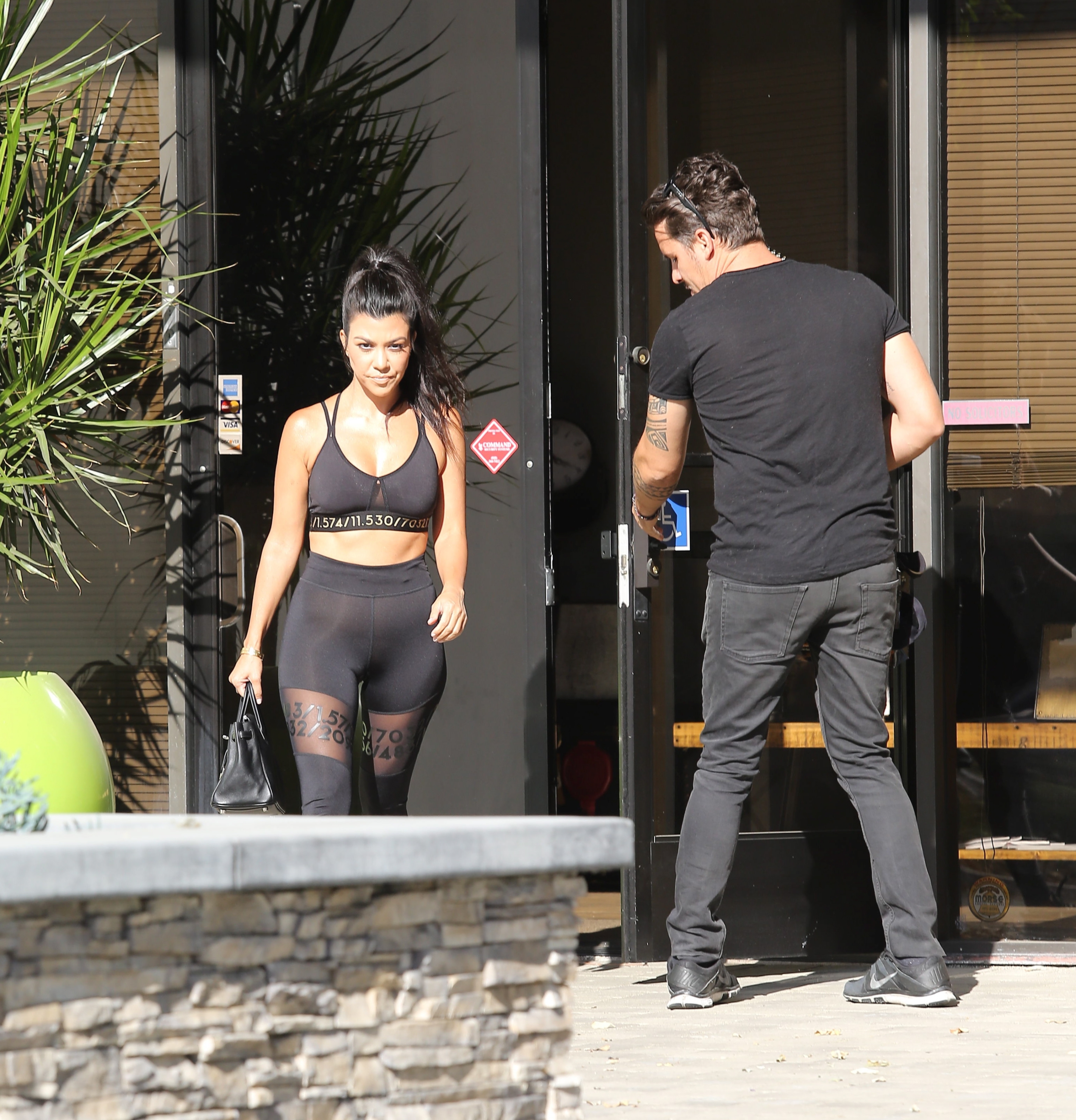 Access_Kardashian_15.jpg