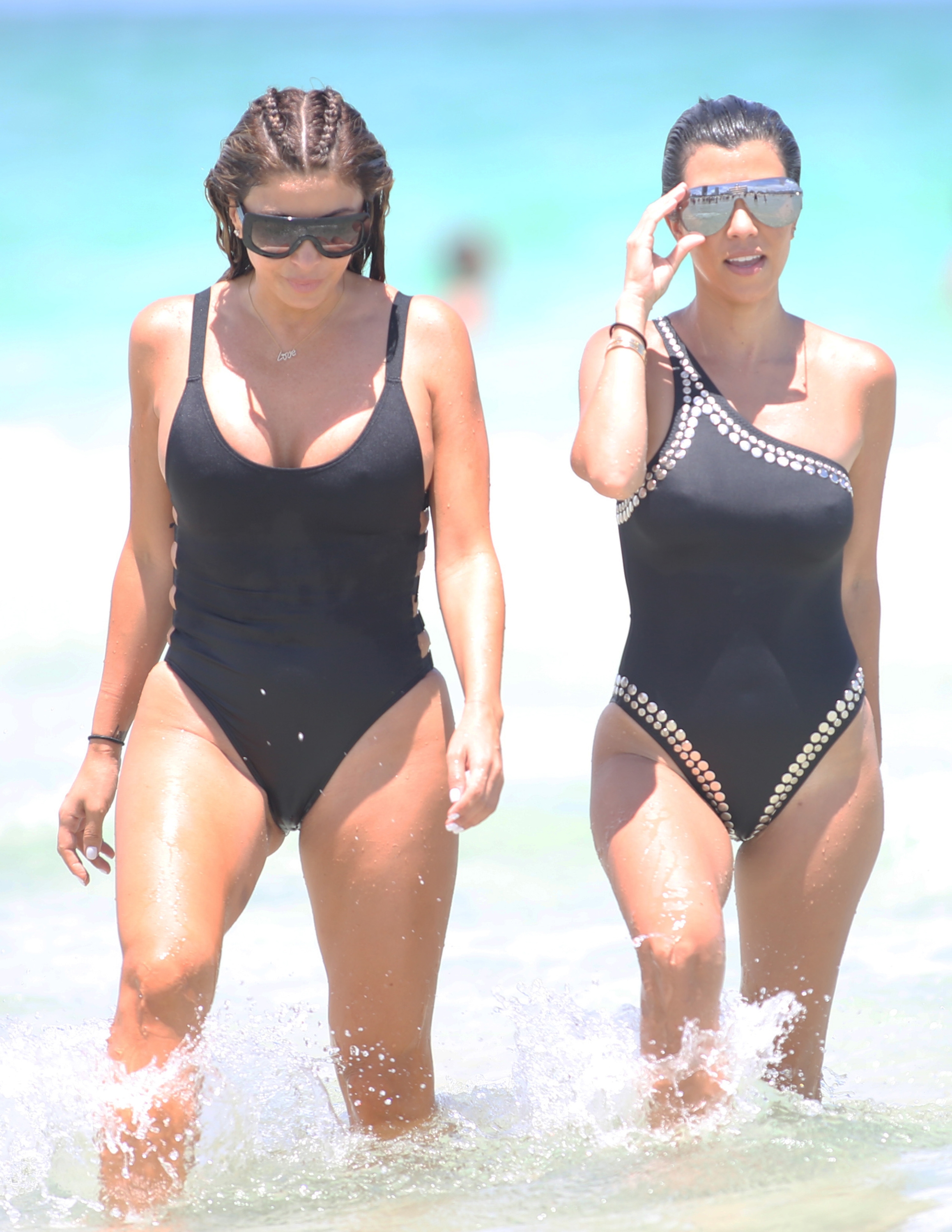 Access_Kardashian_128.jpg