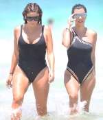 Access_Kardashian_128.jpg