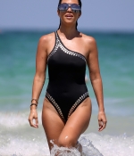 Access_Kardashian_199.jpg
