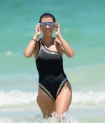 Access_Kardashian_225.jpg