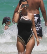 Access_Kardashian_231.jpg