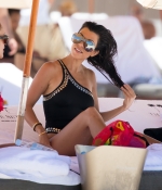 Access_Kardashian_273.jpg