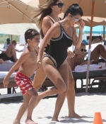 Access_Kardashian_45.jpg
