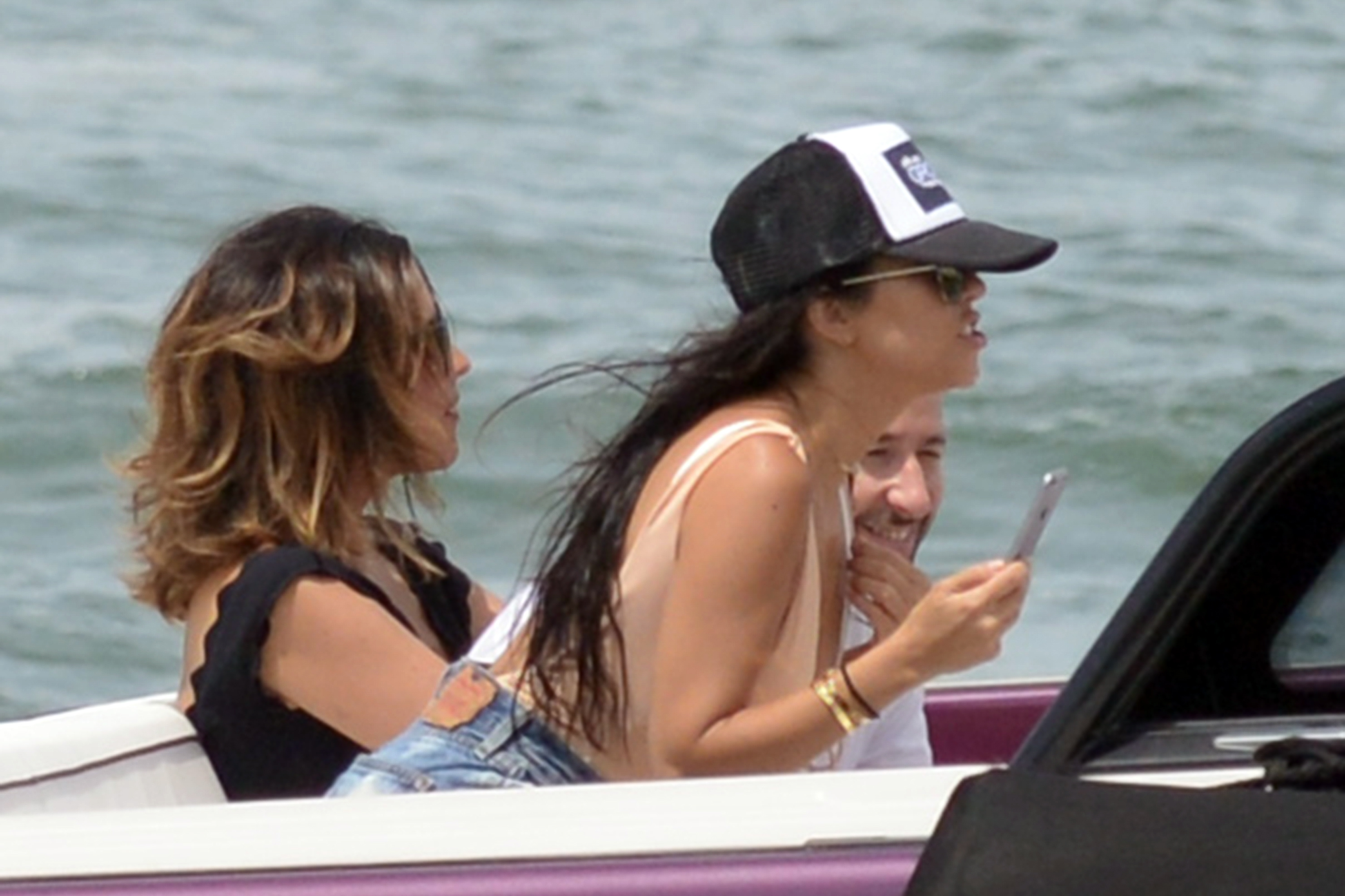 Access_Kardashian_128.jpg