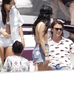 Access_Kardashian_100.jpg