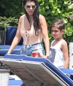 Access_Kardashian_11.jpg