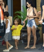 Access_Kardashian_9.jpg
