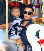 Access_Kardashian_2.jpg