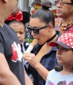 Access_Kardashian_3.jpg