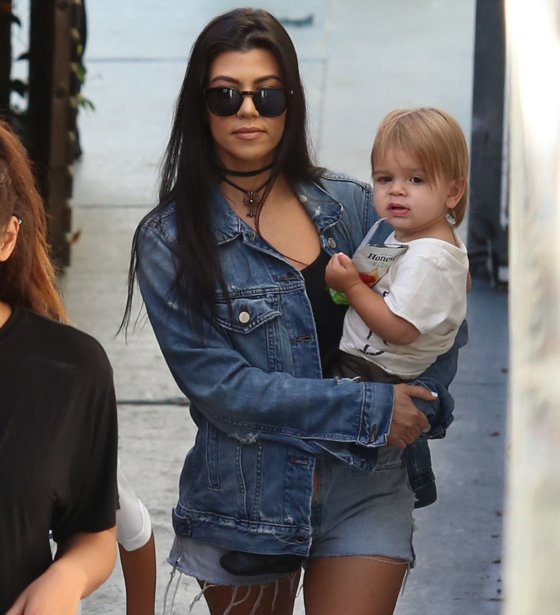 Access_Kardashian_3.jpeg