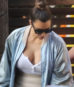 Access_Kardashian_14.jpeg