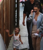 Access_Kardashian_3.jpeg