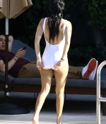 Access_Kardashian_4.jpg
