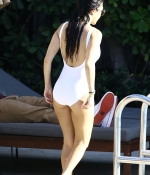 Access_Kardashian_6.jpg