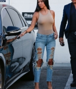 Access_Kardashian_7.jpg