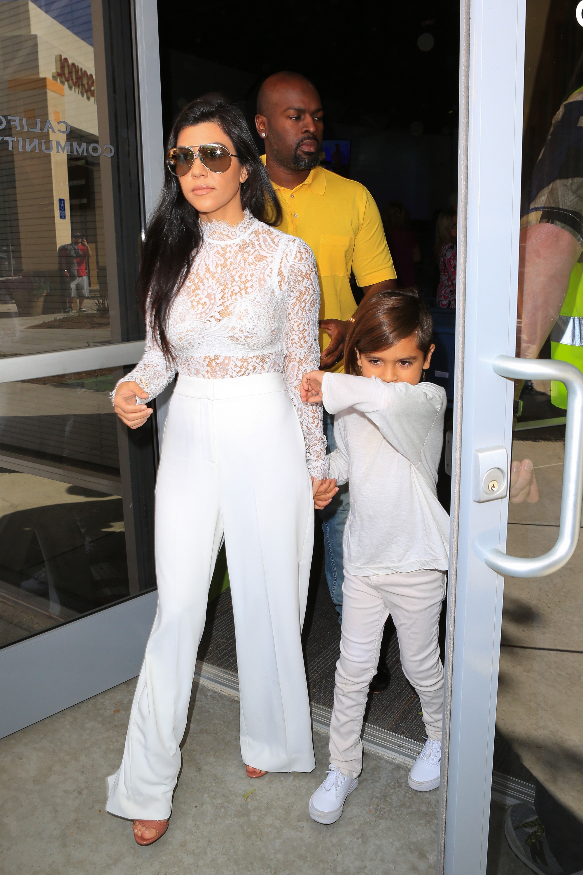 Access_Kardashian_4.jpg