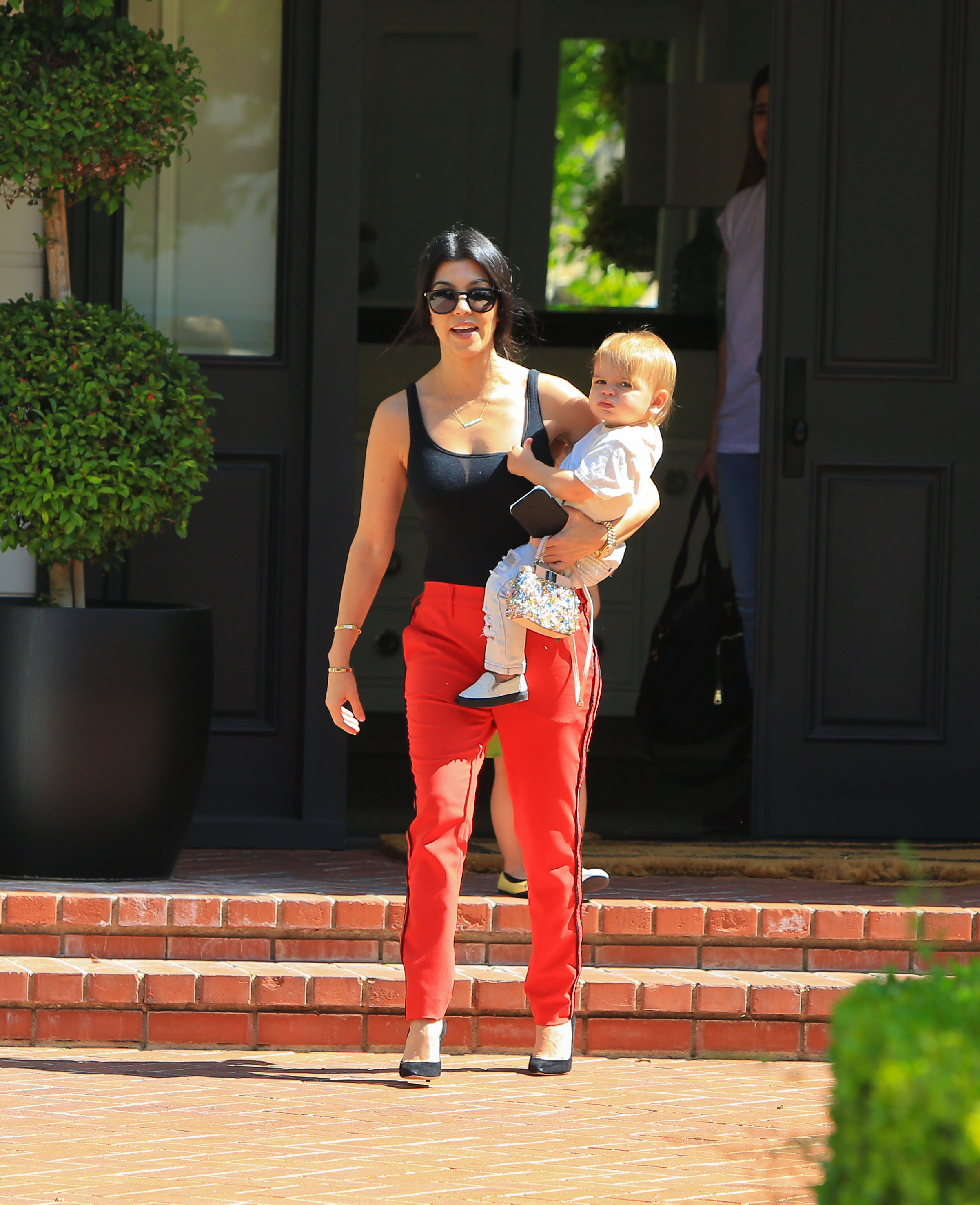 Access_Kardashian_13.jpg