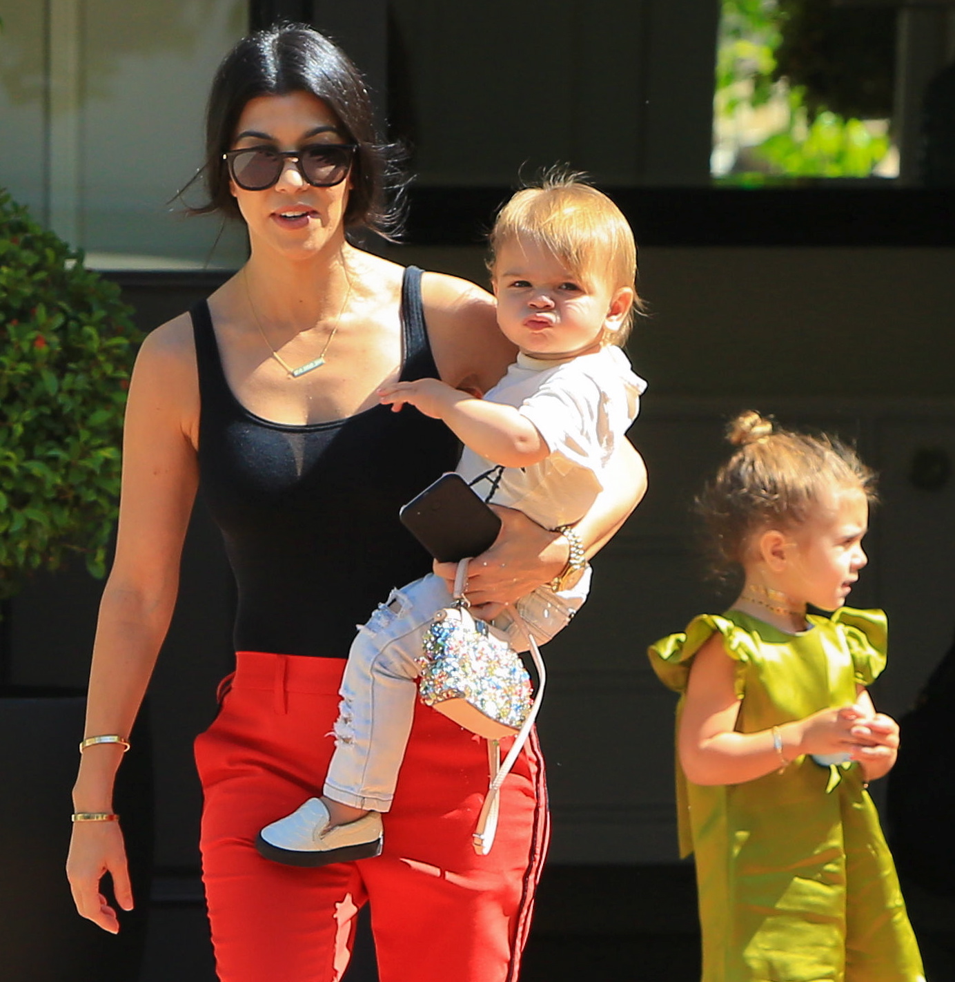 Access_Kardashian_3.jpg