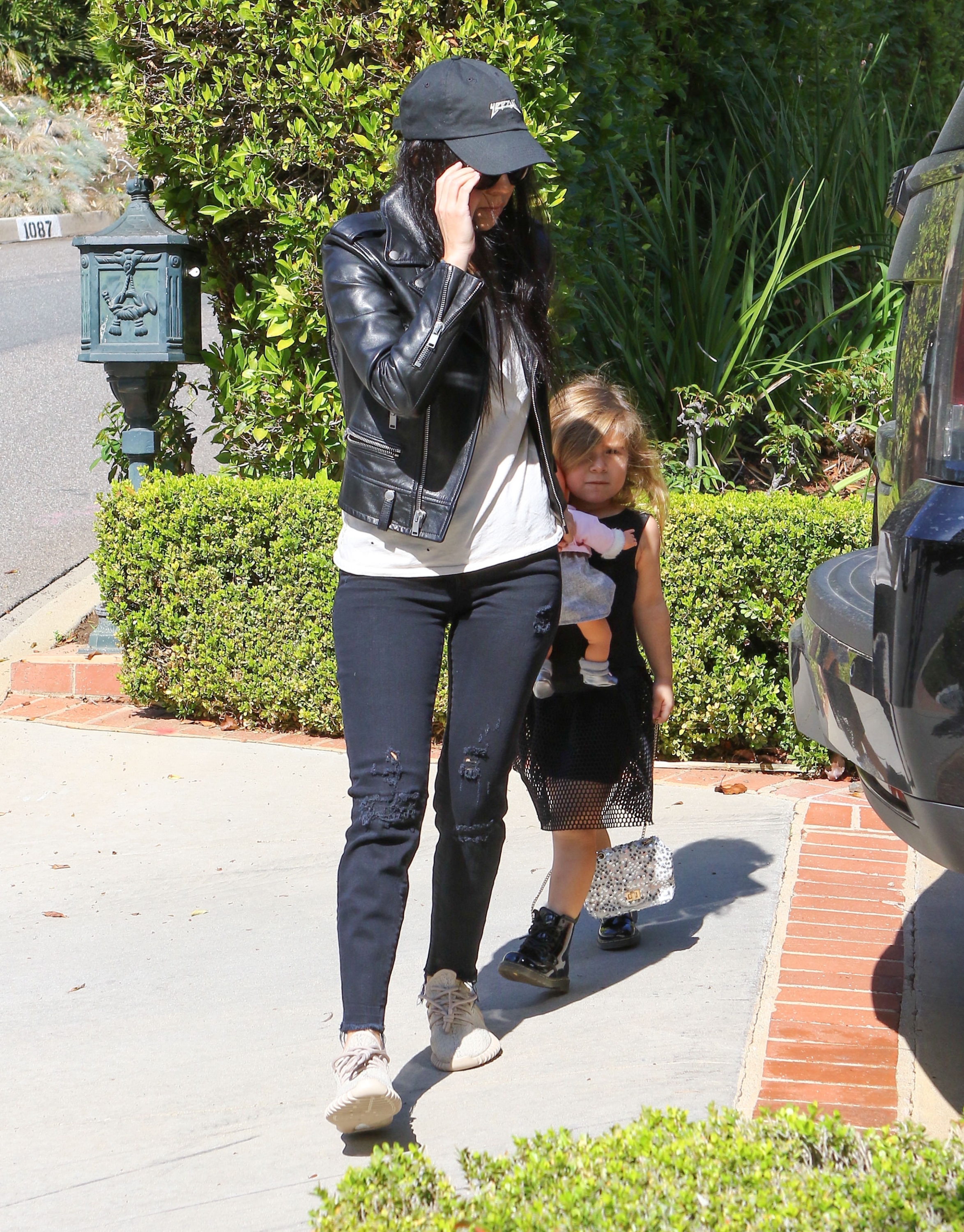 Access_Kardashian_23.jpg