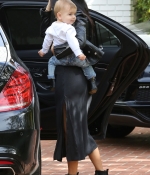 Access_Kardashian_6.jpg