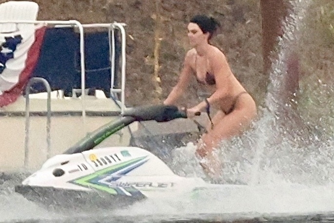 Access_Kardashian_1.jpg