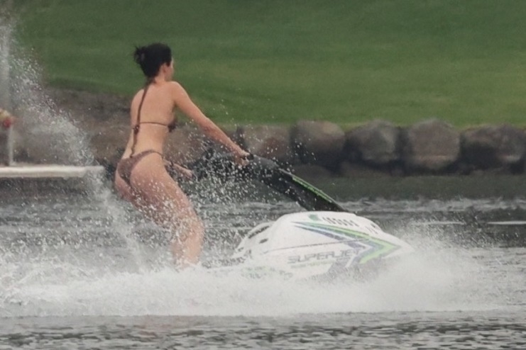 Access_Kardashian_15.jpg