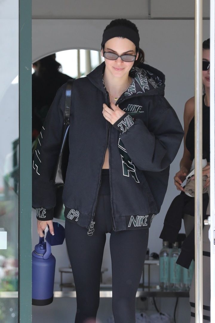 Access_Kardashians_001.jpg