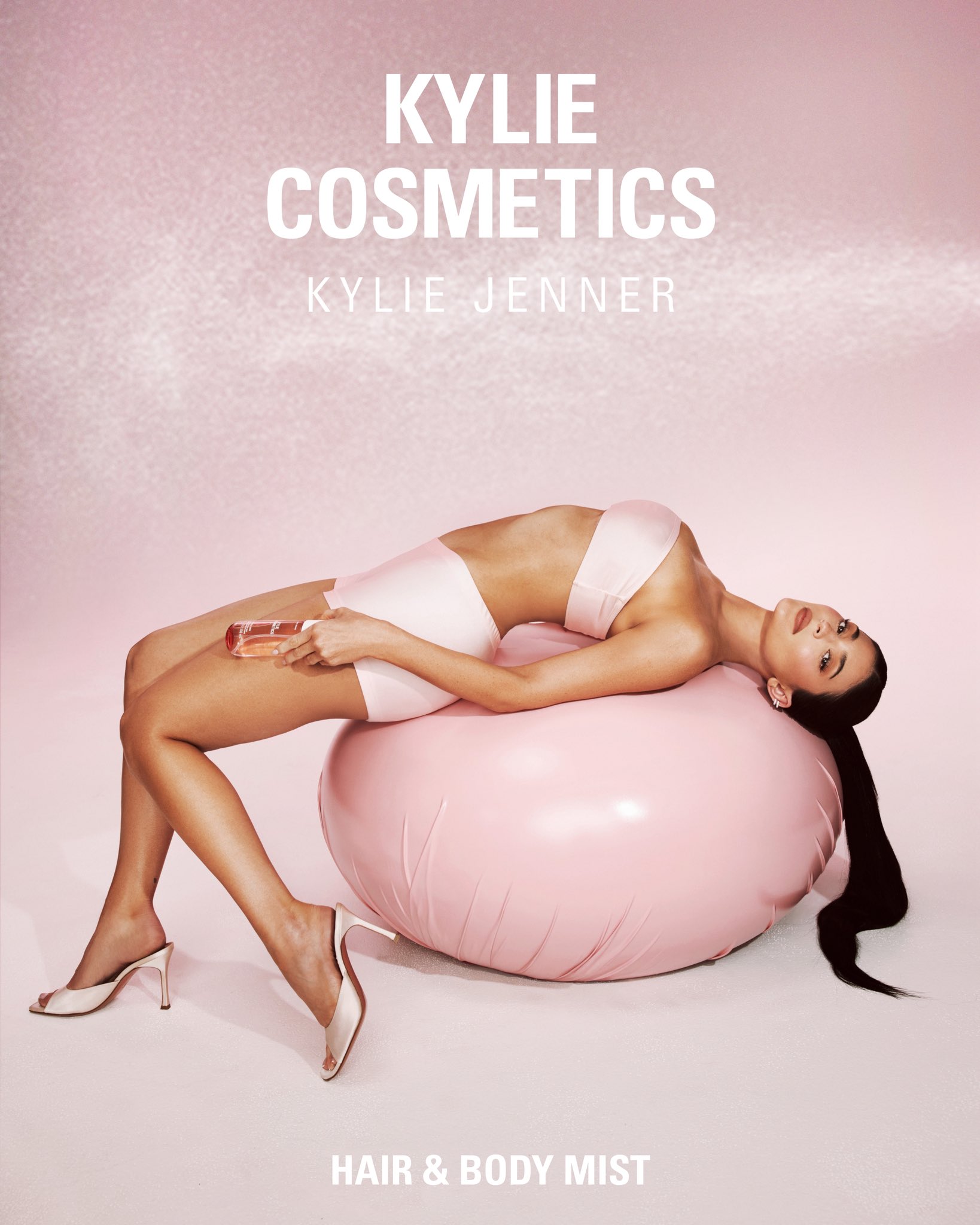 Access_Kardashian_01.jpg