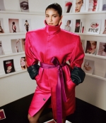 Access_Kardashian_2.jpg