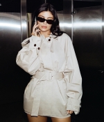Access_Kardashian_5.jpg