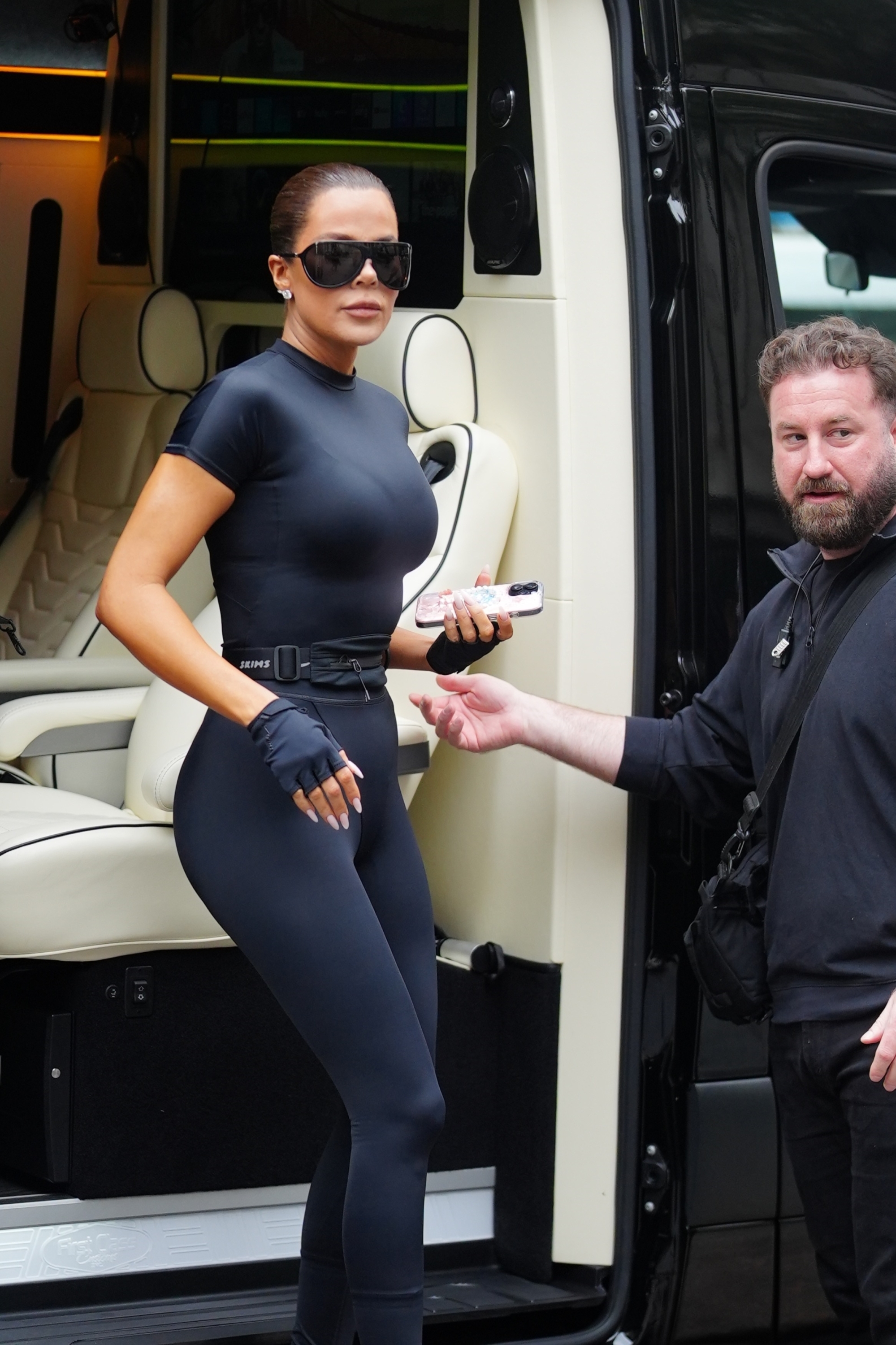 Access_Kardashian_10.jpg
